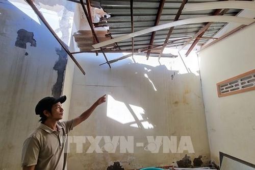Nhiều nhà dân bị nứt do thi công dự án đập hạ lưu sông Dinh