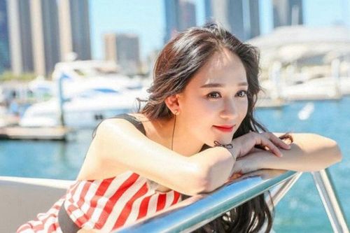 Ở tuổi U50, Trần Kiều Ân sở hữu nhan sắc trẻ trung và ngọt ngào như gái 18