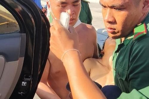 Kịp thời cứu nạn một thiếu niên đuối nước khi tắm biển