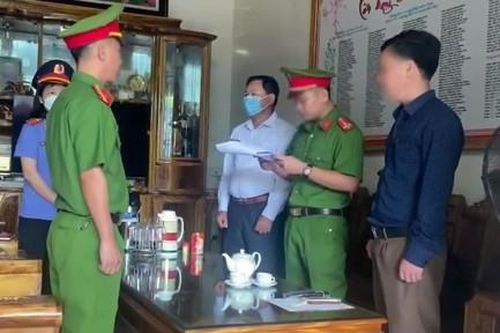 Chủ tịch xã cấu kết DN lập khống hồ sơ dự án 'rút ruột' ngân sách