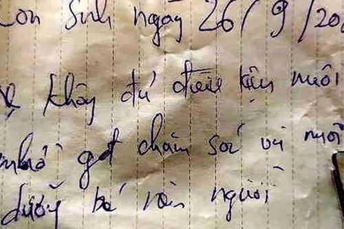 Thanh Hóa: Người mẹ để lại lời nhắn cùng bé gái sơ sinh nhờ người chăm sóc, nuôi dưỡng