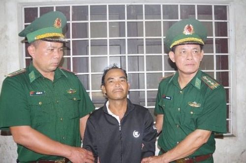 Bắt đối tượng 22 năm trốn truy nã ở Lào
