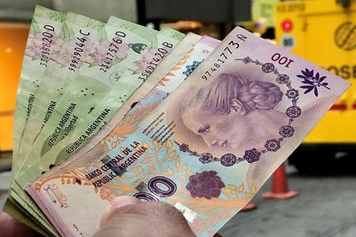 Lạm phát ở Argentina có thể vượt 100%