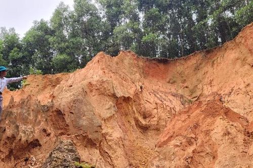 Hà Tĩnh: Nỗi lo sạt lở đất trong mùa mưa lũ