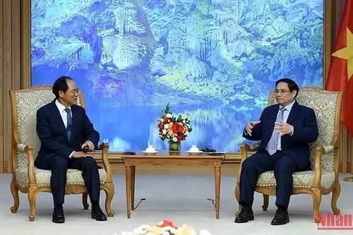Việt Nam mong muốn thúc đẩy mạnh mẽ và thực chất hơn nữa quan hệ với Hàn Quốc