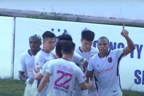 Kết quả vòng 18 V-League 2022: Becamex Bình Dương đại thắng SHB Đà Nẵng