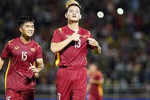 HAGL và Thanh Hóa được cấp phép dự V.League 2023 nhưng bị phạt; BXH FIFA tháng 10/2022: Việt Nam tăng 1 bậc, bỏ xa Thái Lan