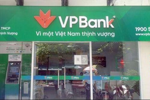 Vietcombank, HDBank, MB, VPBank được nới 'room' tín dụng