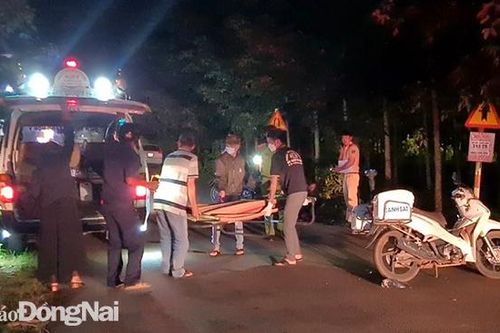 Một người tử vong trong lô cao su nghi bị té xe