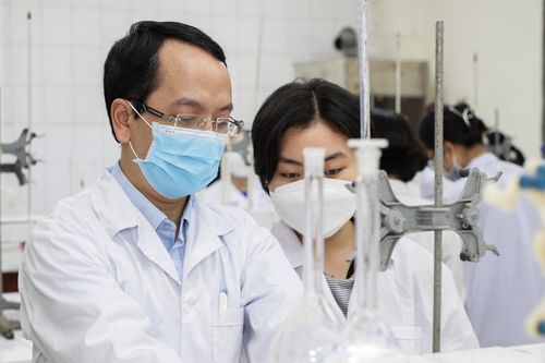 ĐH Quốc gia Hà Nội hỗ trợ 100 triệu đồng cho nhà khoa học trẻ có công bố quốc tế Q1,Q2