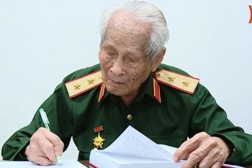 Còn sống còn chiến đấu cho lý tưởng cách mạng