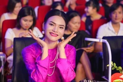 NSƯT Phương Thảo: 'Nhiều nghệ sĩ bây giờ mải khoe đường cong, lười học'