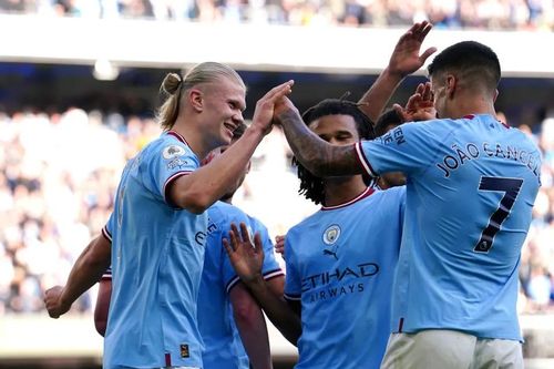 Haaland ghi bàn cho Man City trận thứ 10 liên tiếp