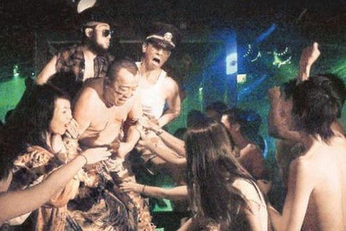 Những bữa tiệc tai tiếng của các trùm showbiz Trung Quốc