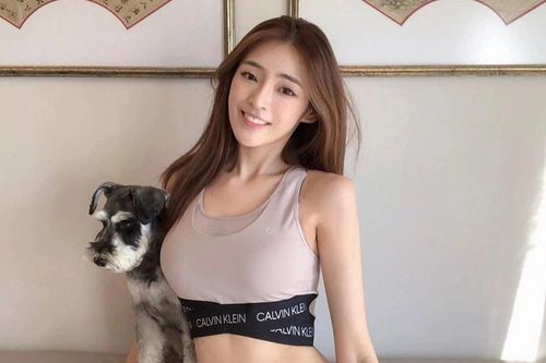 Á hậu Hong Kong trở lại sau bê bối tình ái với 7 người