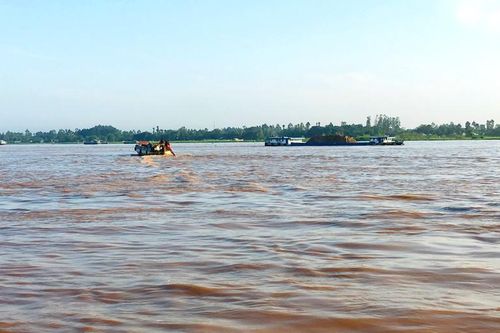 Mực nước đầu nguồn sông Cửu Long đang lên, đạt đỉnh từ ngày 10-13/10