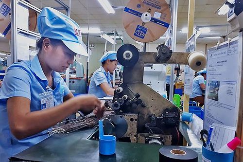 Thách thức thoát bẫy thu nhập trung bình