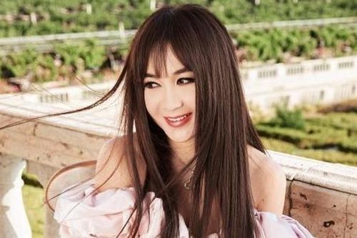 'Đát Kỷ' Ôn Bích Hà trở thành bà chủ của 100 cửa hàng