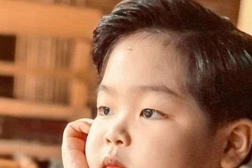 Hậu trường đóng 'Thông gia ngõ hẹp' của diễn viên nhí Tuấn Phong