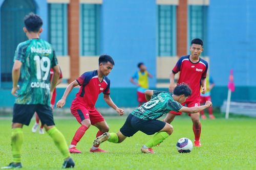 'Nóng' vấn đề bạo lực sân cỏ tại giải hạng Ba quốc gia 2022