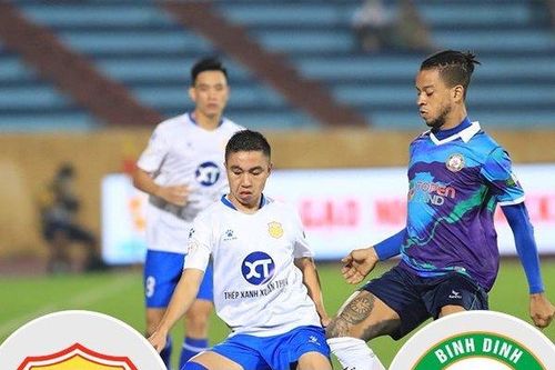 Giành trọn 3 điểm trên sân Thiên Trường, Bình Định bám sát Hà Nội FC