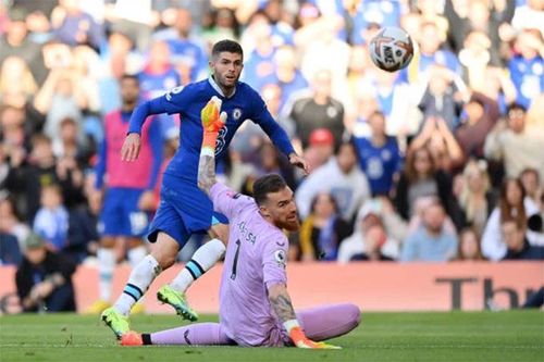 Hủy diệt Wolves, Chelsea vào top 4 BXH Premier League