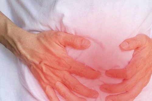 Lưu ý khi dùng steroid trị viêm loét đại tràng