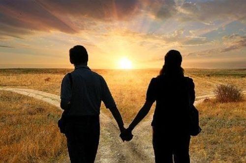 Yêu để làm người tử tế