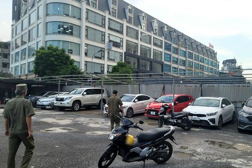 Quận Cầu Giấy: Bắt đầu giải tỏa các bãi xe không phép!