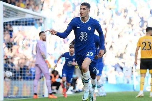 Premier League: Chelsea vươn lên xếp thứ 4 với 16 điểm