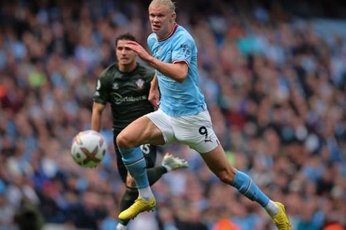 Man City thắng dễ dàng 4-0 trước Southampton
