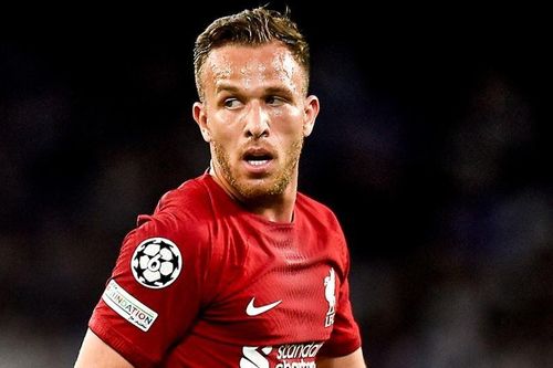 Liverpool điêu đứng vì Arthur Melo