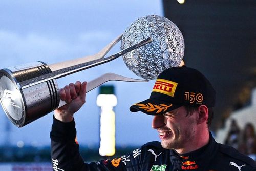 Max Verstappen vô địch mùa giải F1 2022