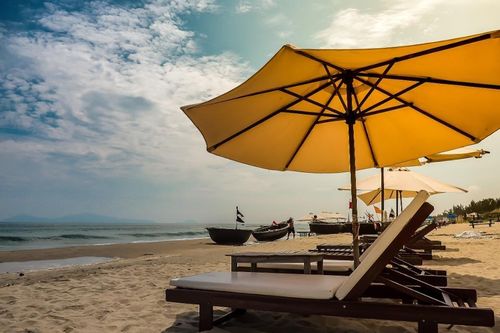 Một phụ nữ tử vong trong lều vải ở bãi biển