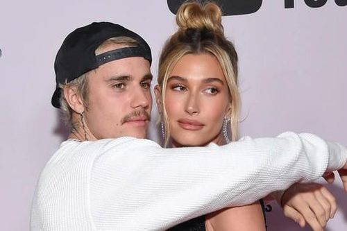 Justin Bieber cạch mặt Kanye West