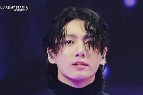 Jungkook (BTS) được nhắc tên 1 triệu lần sau một đêm