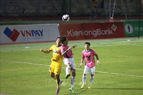 V.League 2022: Hồng Lĩnh Hà Tĩnh chia điểm với Sông Lam Nghệ An trên sân nhà