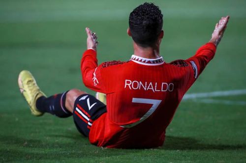 Nóng: MU muốn bán Ronaldo với mức giá 'rẻ không tưởng'