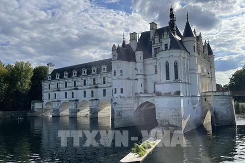 Các lâu đài bên bờ sông Loire - niềm tự hào của nước Pháp