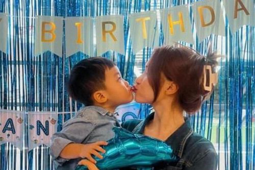 Hòa Minzy tổ chức sinh nhật hoành tráng cho quý tử, tiết lộ điều sự cố không mong muốn