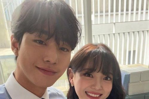 Sejeong - Ahn Hyo Seop (Hẹn Hò Chốn Công Sở) tái hợp, cùng làm đại sứ cho thương hiệu thực phẩm