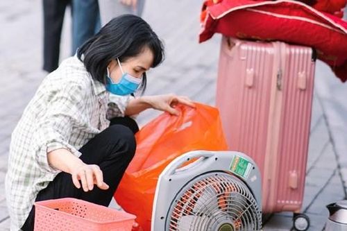 'Sốt' phòng trọ, trường đại học có hỗ trợ gì cho tân sinh viên?