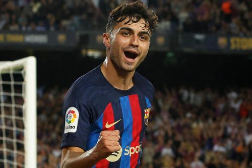 Barca chiếm ngôi đầu của Real Madrid