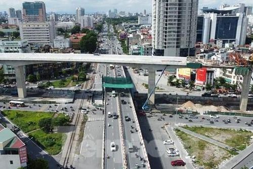 Dỡ rào chắn cho phương tiện được đi dưới gầm cầu Ngã Tư Vọng