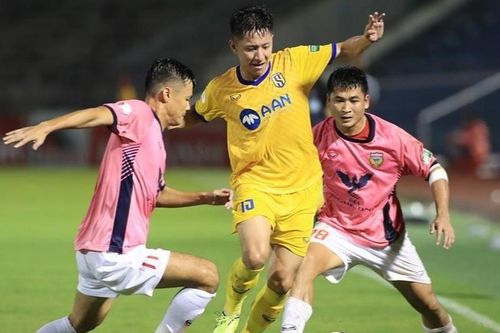 Những điểm nhấn của trận Derby Nghệ Tĩnh