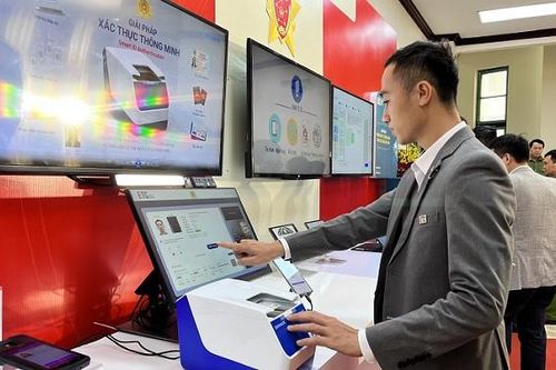 Dùng thẻ căn cước công dân gắn chip để xác thực ký kết hợp đồng điện tử