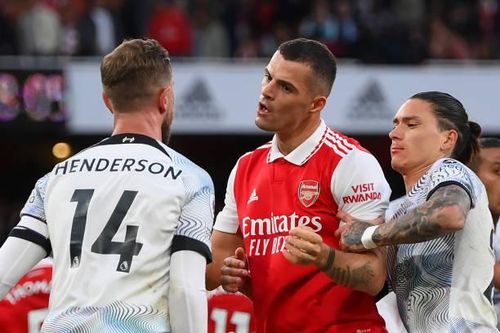 FA vào cuộc, sao Liverpool và Arsenal sợ 'xanh mặt' vì hành động phi thể thao