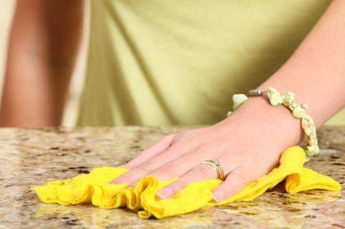 Mẹo hay giúp bạn làm sạch đá granite cực dễ