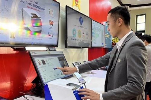 Dùng thẻ căn cước công dân gắn chip để định danh trong hợp đồng điện tử