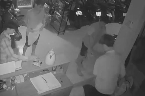 Bắt giữ nhóm thiếu niên tấn công nữ quản lý nhà trọ cướp xe máy